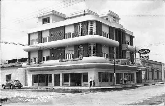 En sus buenos tiempos,  Av. Juárez y C. Comonfort.