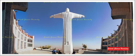 El Cerro de las Noas EL DOBLE ABRAZO EN EL SANTUARIO DEL CRISTO DE LAS NOAS