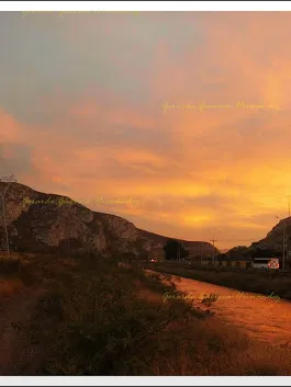 Fin de Año SE ACABA UN AÑO MÁS... ¡FELIZ NOCHEVIEJA! Hace tiempo que no vení...