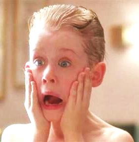 Mi pobre Angelito escena del aftershave